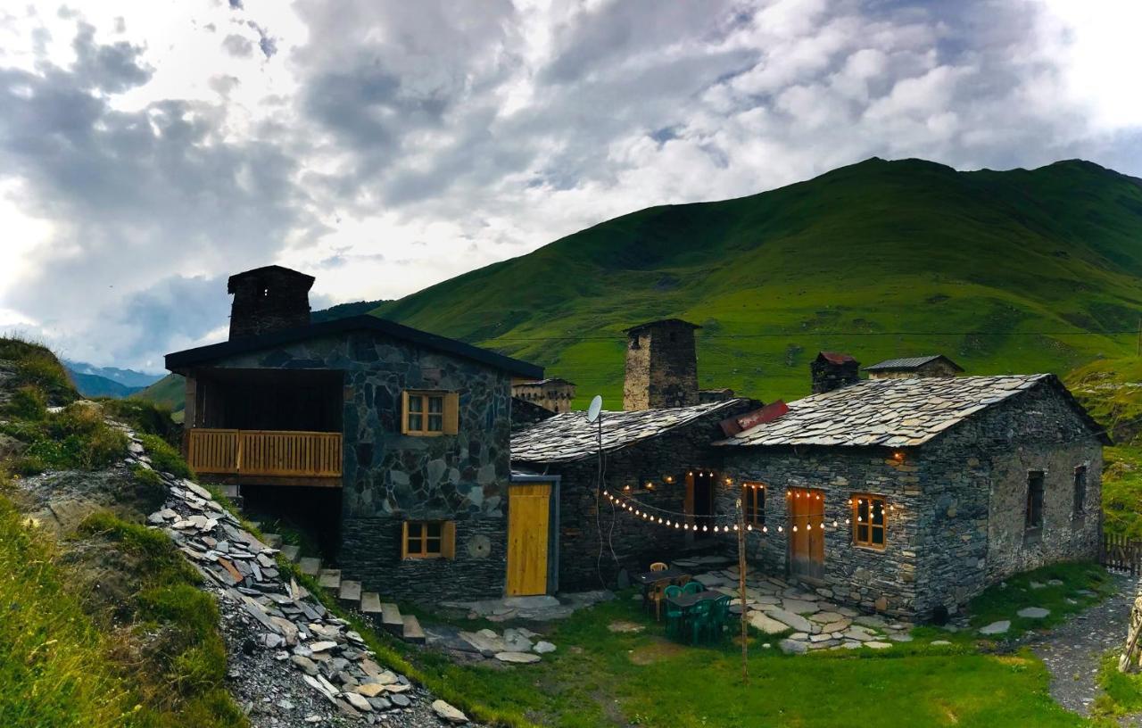 Ushguli 12 Century Otel Dış mekan fotoğraf