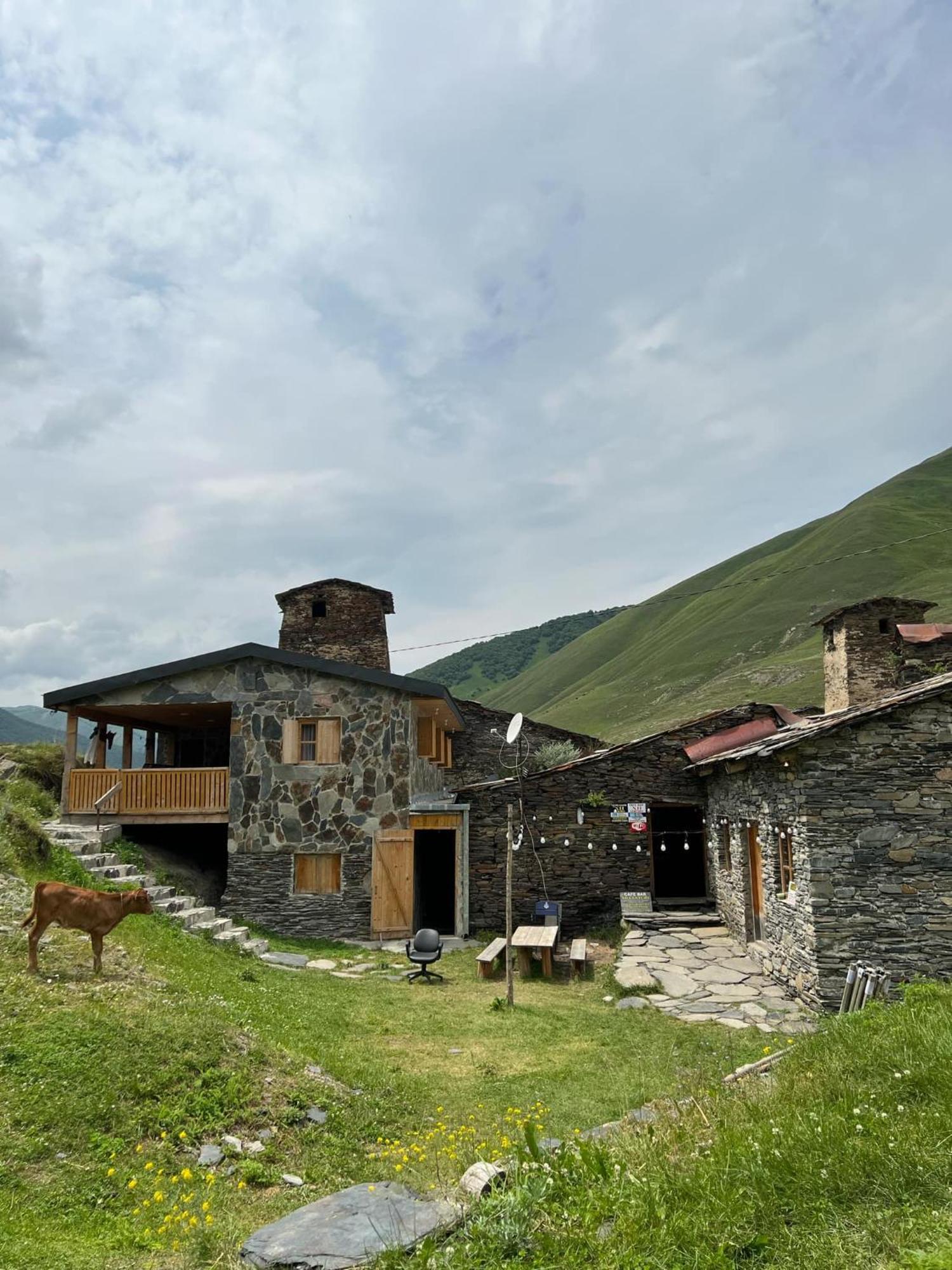 Ushguli 12 Century Otel Dış mekan fotoğraf